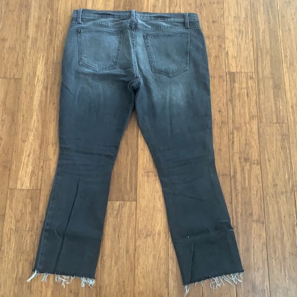 Women’s current Elliott cropped jeans. - Picture 2 of 4